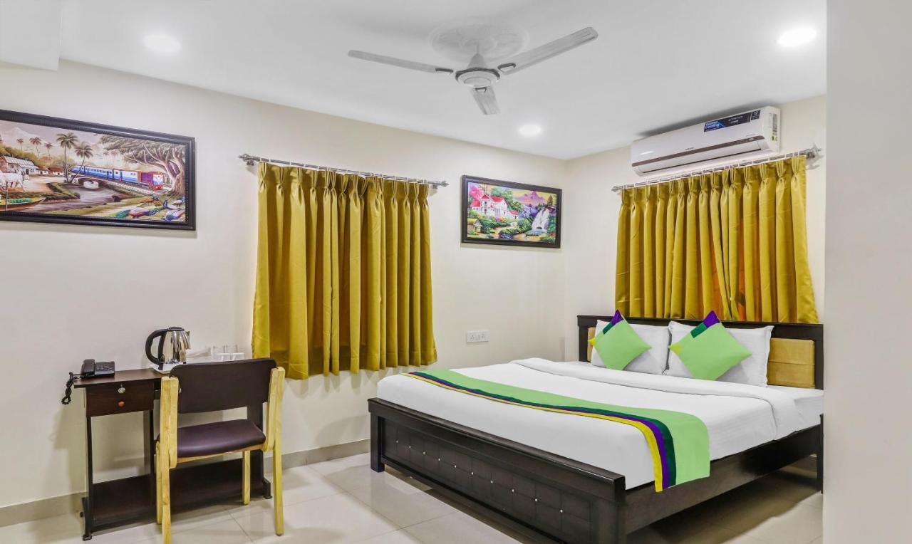Itsy By Treebo - Royal Galaxy Kukatpally Hyderabad Exterior photo