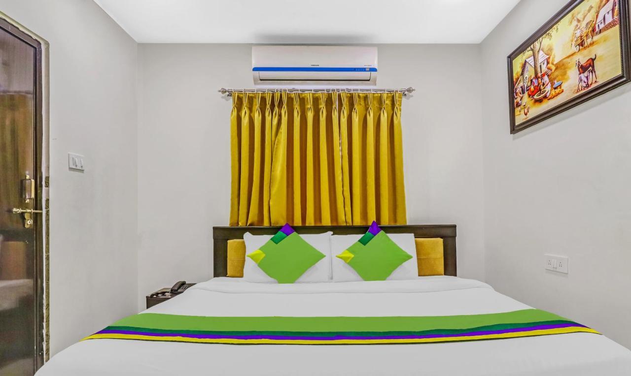 Itsy By Treebo - Royal Galaxy Kukatpally Hyderabad Exterior photo