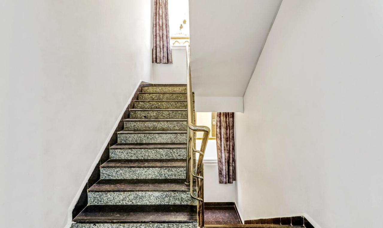 Itsy By Treebo - Royal Galaxy Kukatpally Hyderabad Exterior photo